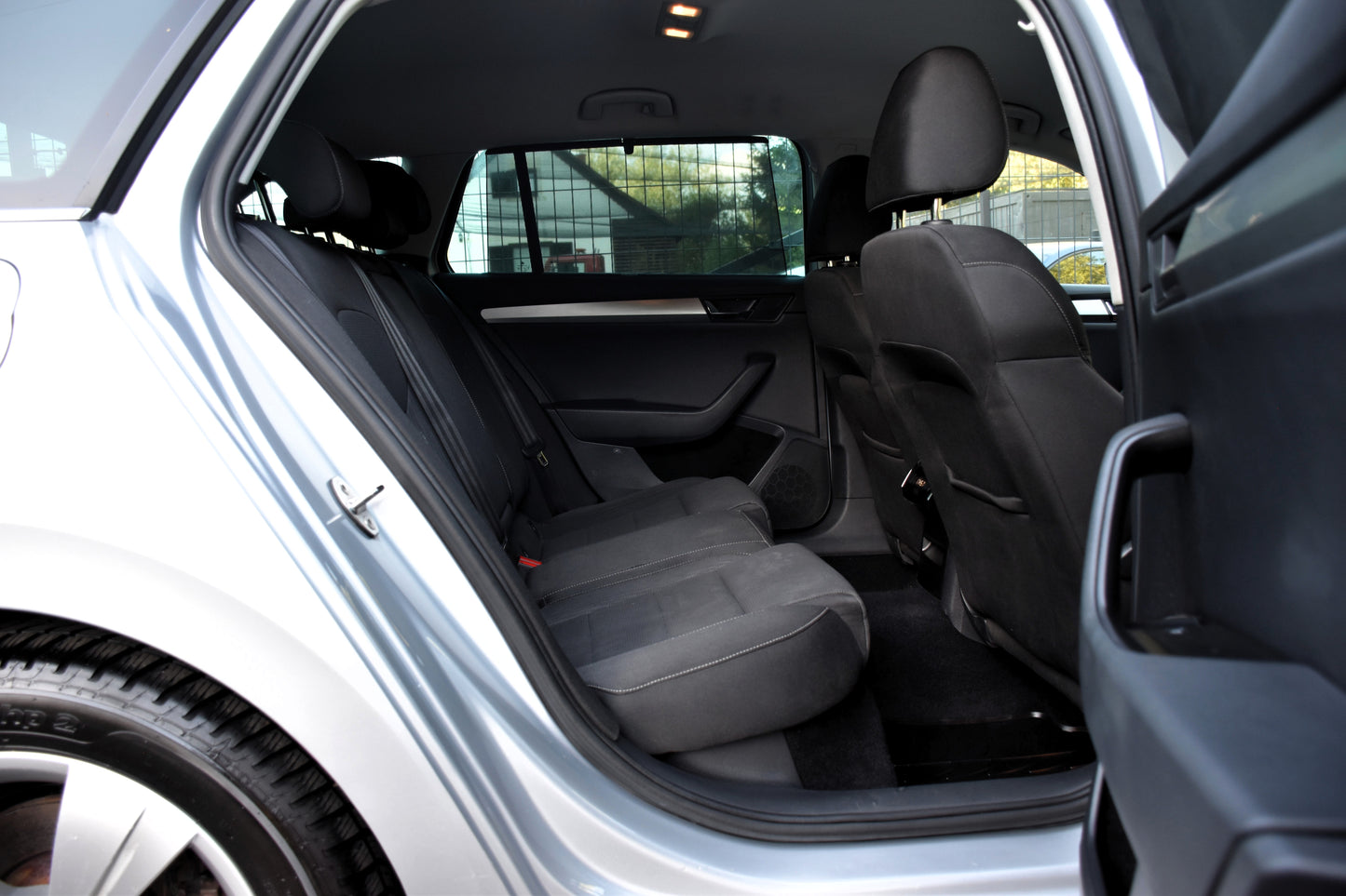 Škoda Superb 2.0 TDI 110 kW|DSG|1.LASTNIK|SLO|XENON|NAVI|TEMP